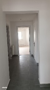 Apartament 2 camere / Zona Cina/ Etaj 4/
