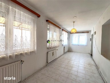 Casa individuala, teren 717 mp - Sacele
