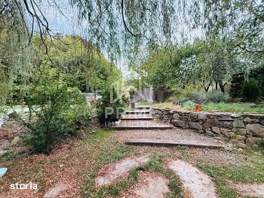 Casa deosebita in Alba Iulia, Zona Schit, Strada Francisca