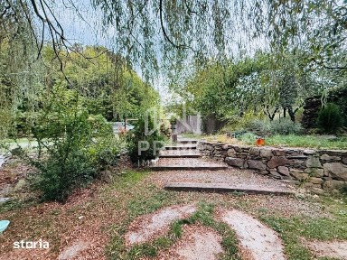 Casa deosebita in Alba Iulia, Zona Schit, Strada Francisca