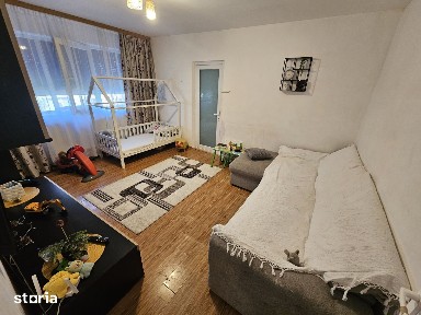 Vand ap cu 2 camere str. Borcea