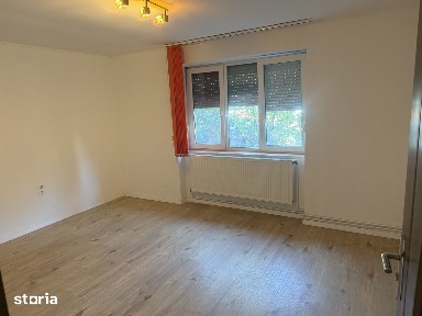 Casa,2 camere,Teren 410 mp, Zona Botizului