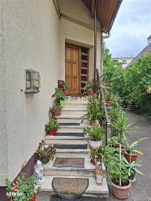 Garsoniera spatioasa, la casa, zona Astra