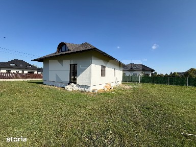 Casă în stil bucovinean de vânzare | Horodnic de Sus | 105.000 Euro