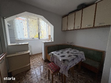 Apartament trei camere,str Lapusului,Iosia