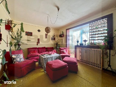 Apartament de 4 camere, 79mp, etaj intermediar, zona 