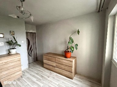 Apartament 3 camere, decomandat, confort 1, etaj 3, Republicii