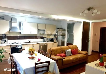 Apartament de 4 camere, 100mp, parcare, zona strazii Buna Ziua