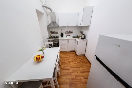 Comision 0% Apartament 3 camere + 2 băi + debara + boxă - Piața Unirii