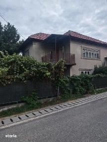 Casa zona centrala Cislau