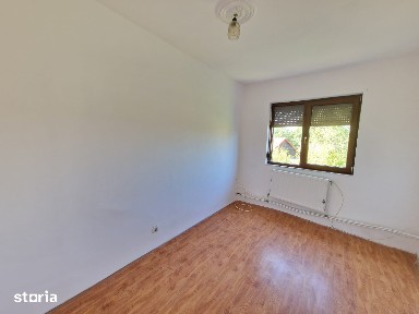 Casa de vanzare in Paleu 115 mp utili, teren 711 mp, front la 2 strazi