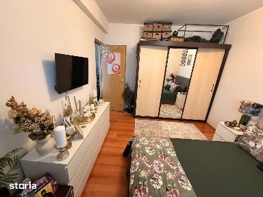 Apartament 2 camere, etaj 1, balcon, parcare privata,Eroilor Floresti