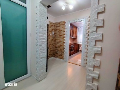 Apartament 3 camere decomandat,etaj 2/4,central