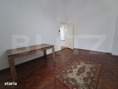 Garsoniera de vanzare - 45 mp, parter, zona Centrala