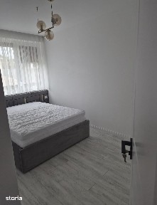 Apartament cu 3 camere de închiriat în zona Școlilor