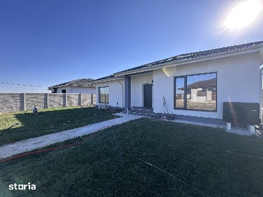 Casa single in Teghes - panouri fotovoltaice, pompa de caldura, tripan