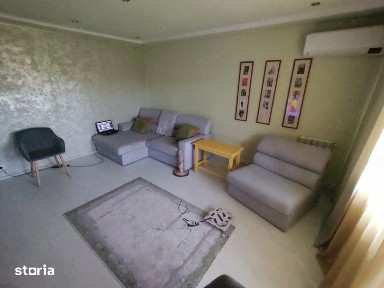 Apartament 3 camere, decomandat, 66 mp, parcare - Prundu