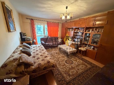 Vanzare apartament 3 camere -zona Centrala (Catedrala)
