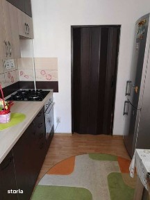 chirie apartament 3 camere Pacurari