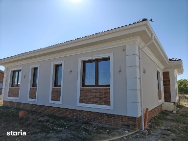 Duplex modern - toate utilitatile - terasa acoperita