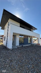 Casa individuala de vanzare, Valea Borcutului
