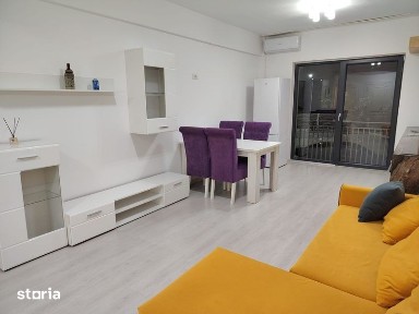 Inchiriez studio mare si modern