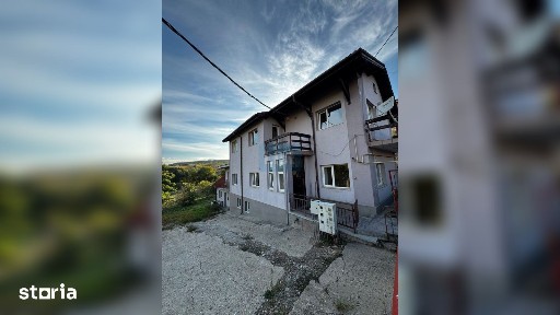 Casa înșiruită de vânzare în Iris