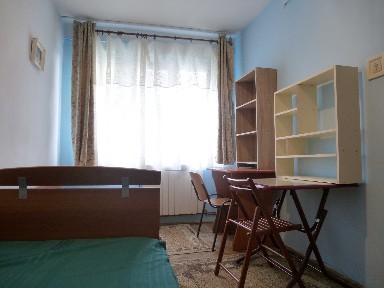 Copou -Codrescu foarte aproape de universitatea Cuza inchiriez apartament