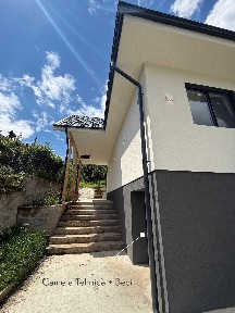 Proprietar Casă nouă 3 camere cu teren de 1.370 mp la 5 min de Vălenii de Munte