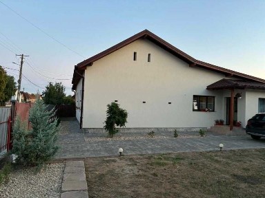 Casa de Vanzare, Vetis