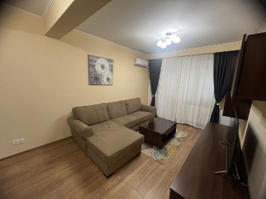 Apartament de închiriat bd Decebal