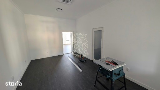 Apartament la casa 3 camere-etaj 1-Renovat complet-Central