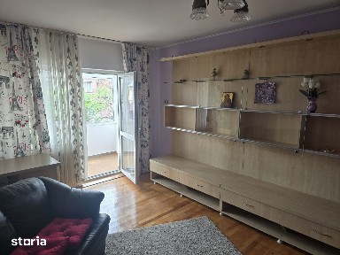 Apartament de 3 camere cu balcon și debara, gata de utilizare