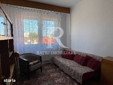 Apartament spațios cu 3 camere de închiriat | George Enescu | Oradea