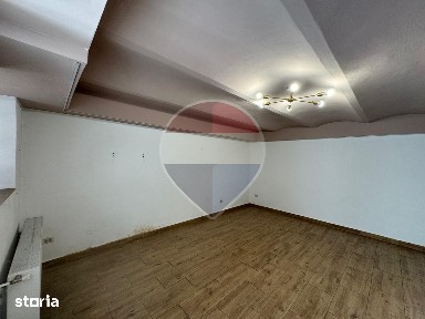 Spațiu comercial de închiriat-zona Centrala