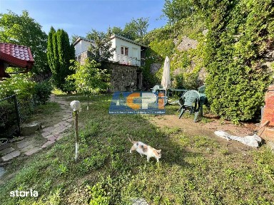 310 mp-Vila, P+M si P+1E, Valea Budului, Bacau