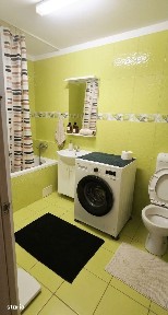 Apartament cu 3 camere,etajul 1, parcare inclusa, strada Eroilor