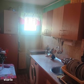 Apartment mobilat,3 camere situat in zona buna