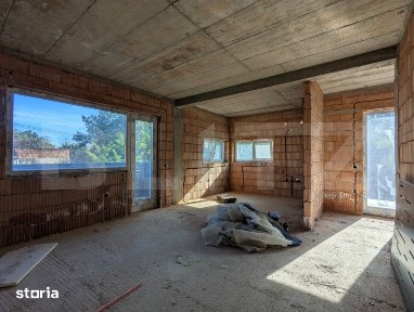 Apartament 4 camere, 100 mp, zona Est