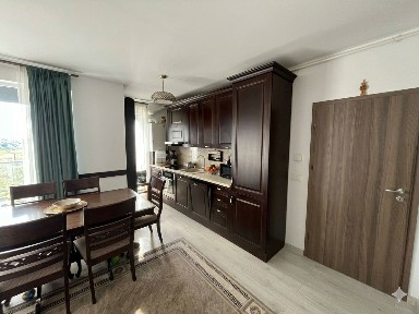 Proprietar, Apartament 3 camere Soarelui, Lux Mobexpert + Parcare Subterană