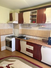 Inchiriez apartament cu 2 camere
