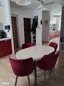 Apartament cu 3 camere de vanzare - zona VIVO