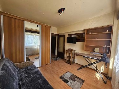 inchiriez apartament 2 camere