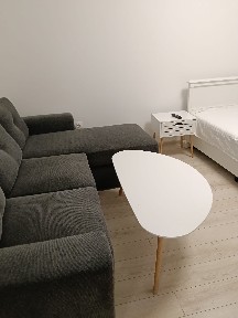 De inchiriat: Apartament cu o camera, balcon si loc de parcare / To rent: One bedroom apartment with balcony and parking