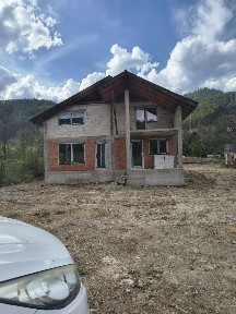 Vând Casă la Roșu.Com.Tasca,jud.Neamt