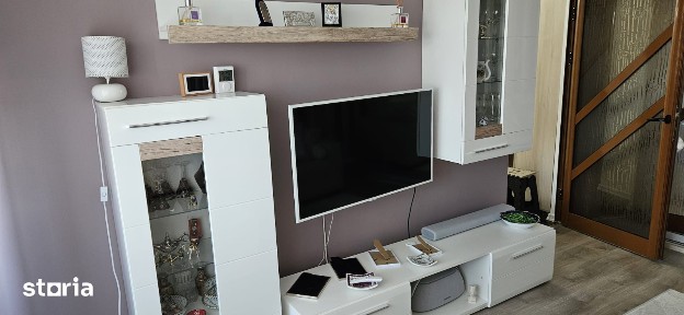 De vânzare: apartament 3 camere decomandat, Podu Roș