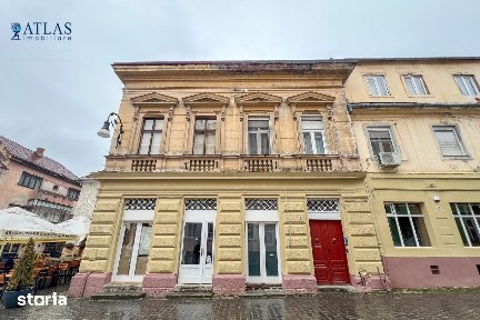 Studio Centru Istoric, piața Enescu, cu terasa deosebită