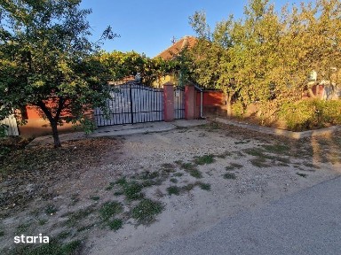 Vand casa in Sabolciu la 22km de Oradea sau schimb cu apartament plus diferenta