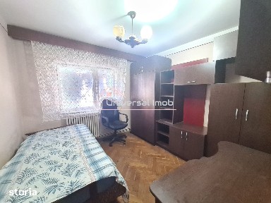 Apartament cu 4 camere decomandate, in Manastur