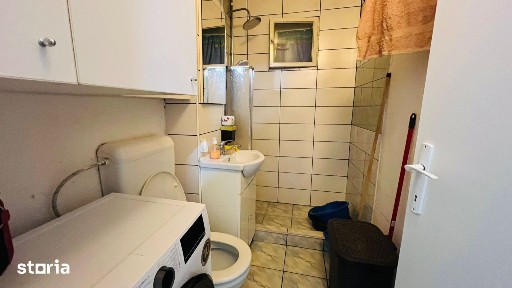 Apartament De Vanzare In Sebes, Doua Camere, Zona Centrala.